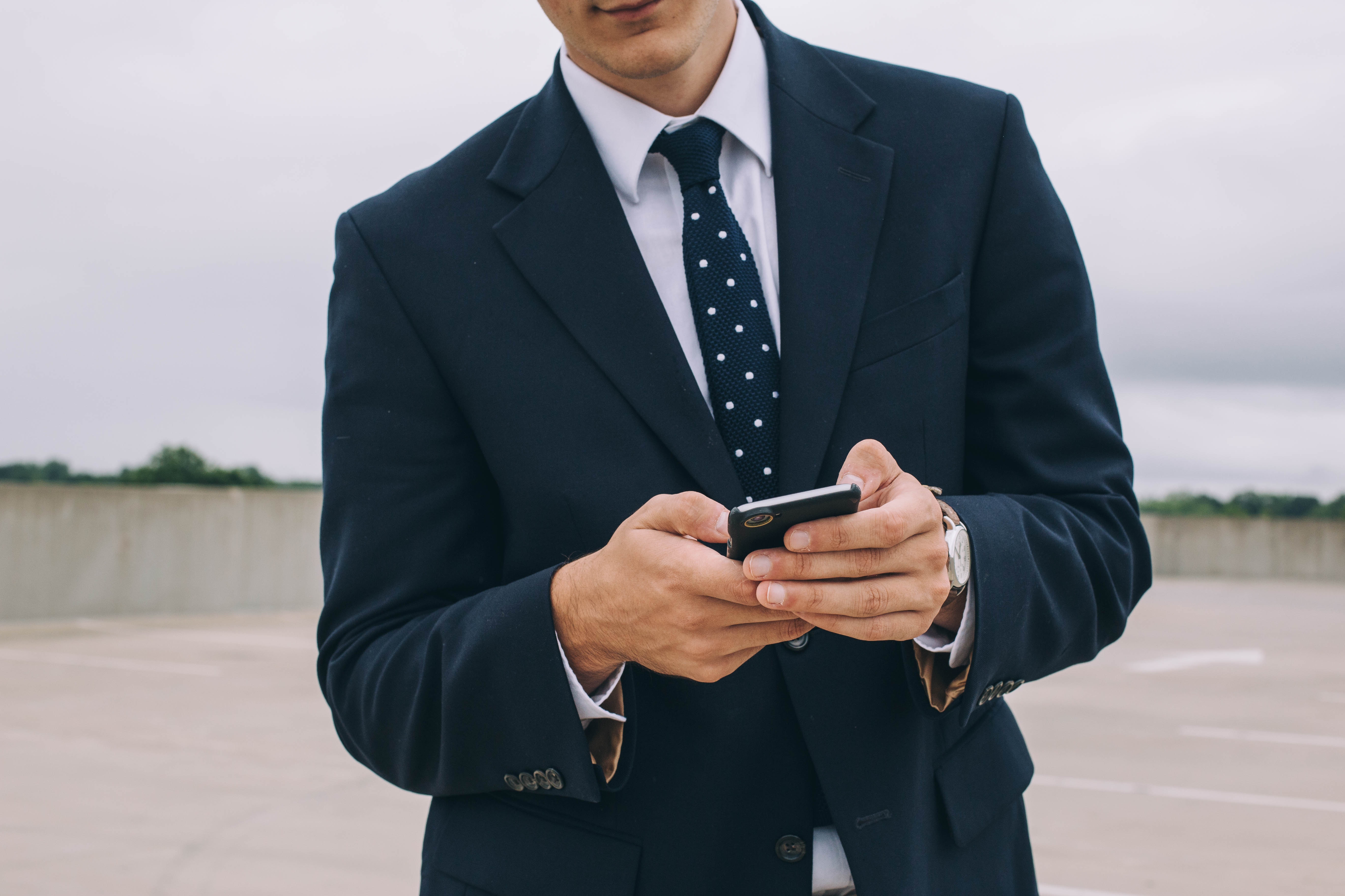 4 things you shouldn't notify your employees about