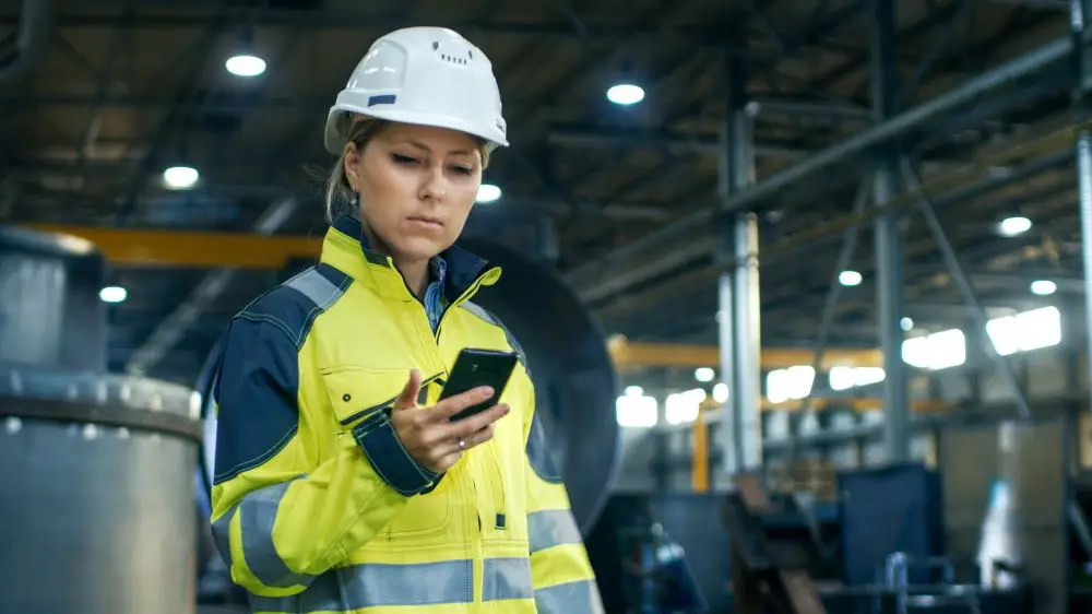 worker using communication software