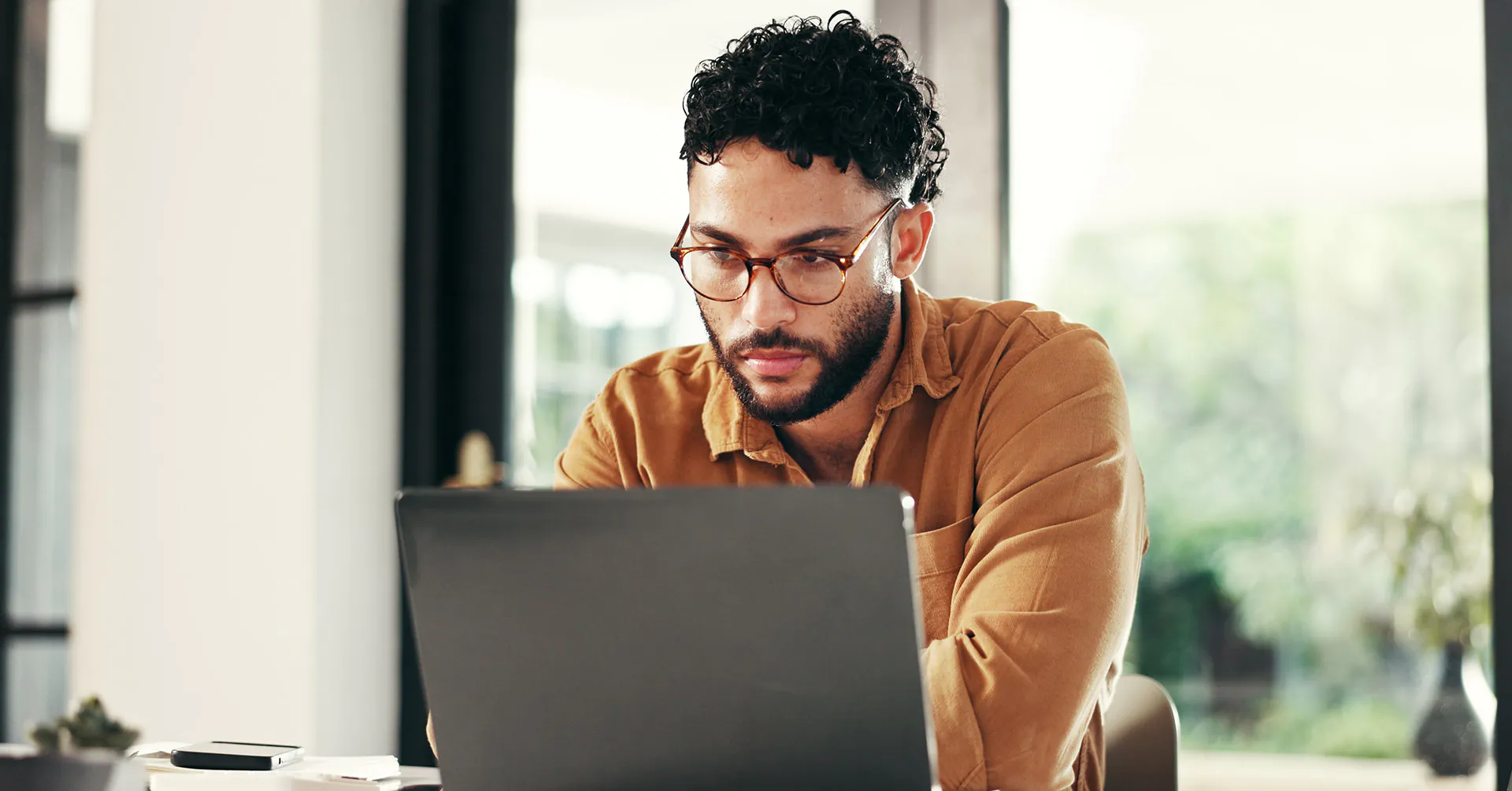 How to Detect, Verify, and Respond to AI-Driven Disinformation